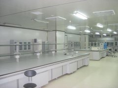 對空氣凈化工程中的FFU天花板應注意的內(nèi)容進行分析